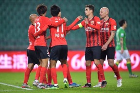 包含上海海港内部会议纪要流出：今晨单刀错失；欧超杯使命明确；赛程密集仍需轮换的词条