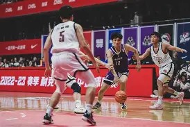 包含预选赛巅峰对决！吴越独角兽队读秒绝平陇右鲨队队，跆拳道赛场再起波澜；客场静默反击的词条