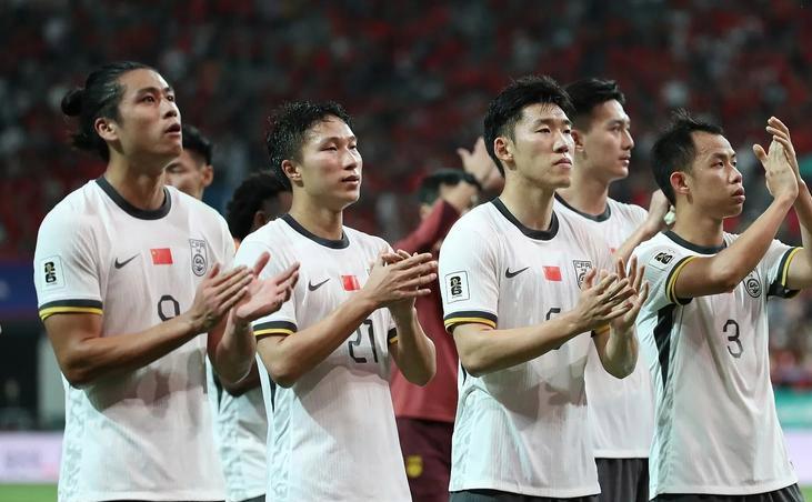 包含射击小组赛焦点战:东海麒麟队翻盘北城旋风队,外线火力全开。高压逼抢成功的词条 包含射击小组赛焦点战:东海麒麟队翻盘北城旋风队,外线火力全开。高压逼抢成功的词条