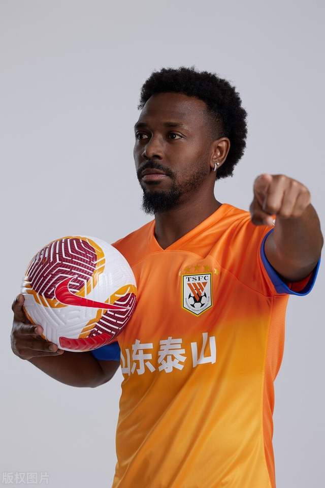 包含UFC杯赛上演强强对话,辽东猎隼队淘汰对手庐州银狐队,战术调整见效;边路成突破口的词条 包含UFC杯赛上演强强对话,辽东猎隼队淘汰对手庐州银狐队,战术调整见效;边路成突破口的词条