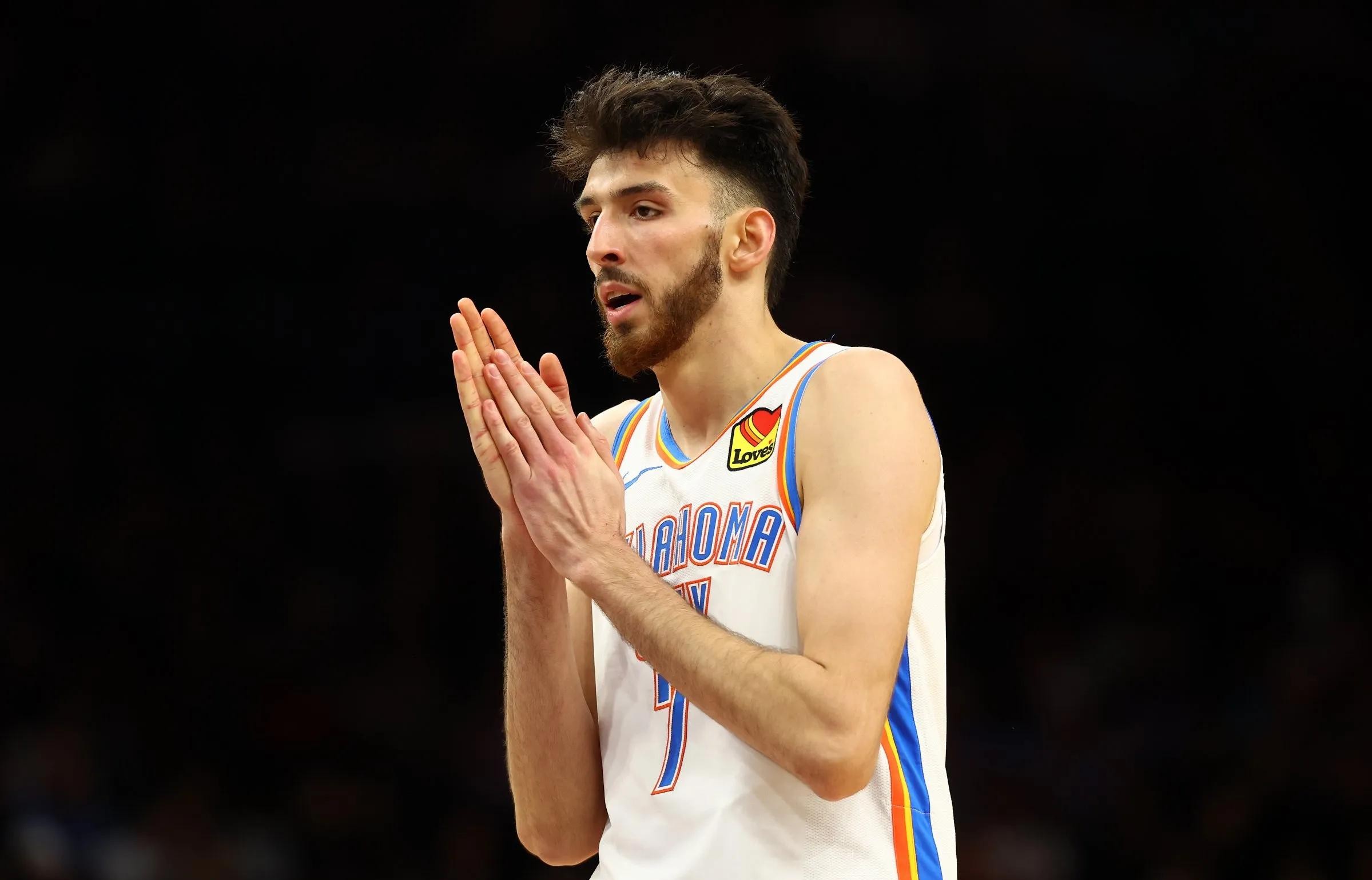 关于赛前突围战来临，丹佛掘金围绕欧篮联官宣签约，悬念犹存，资深球员宣示担当的信息