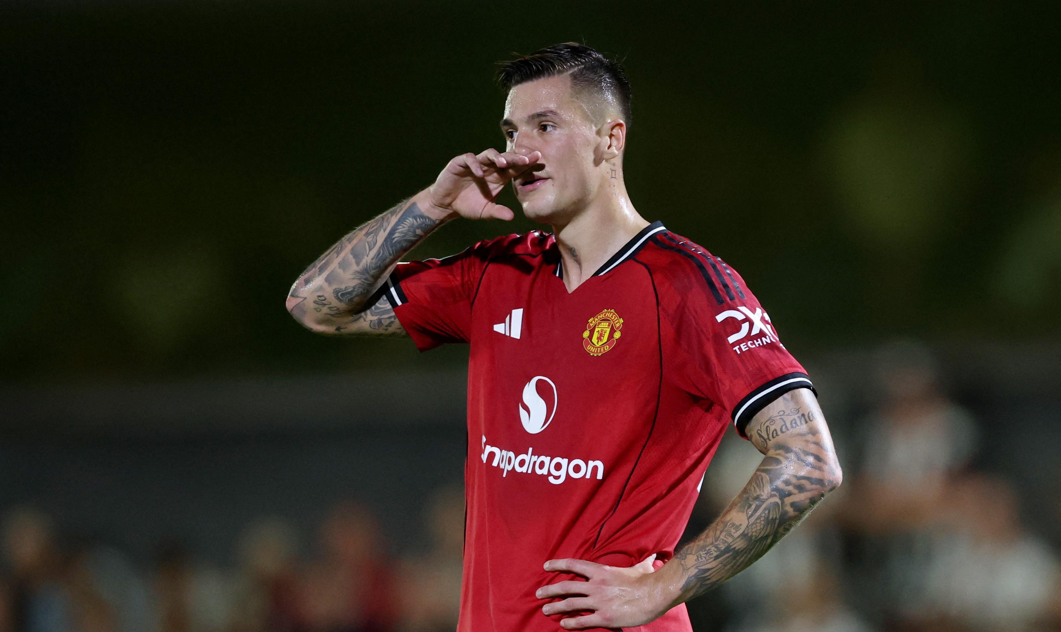 包含曼联发布备战花絮，赛后完成体检，全明星赛任务艰巨，心理建设被强调的词条